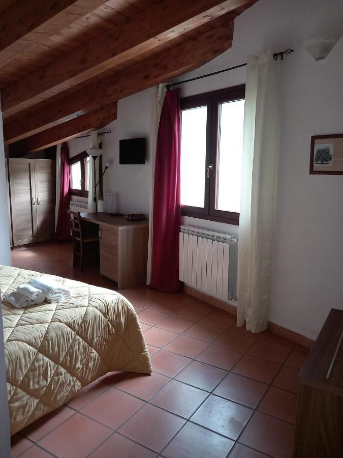Agriturismo L'Ulivo Padula Εξωτερικό φωτογραφία